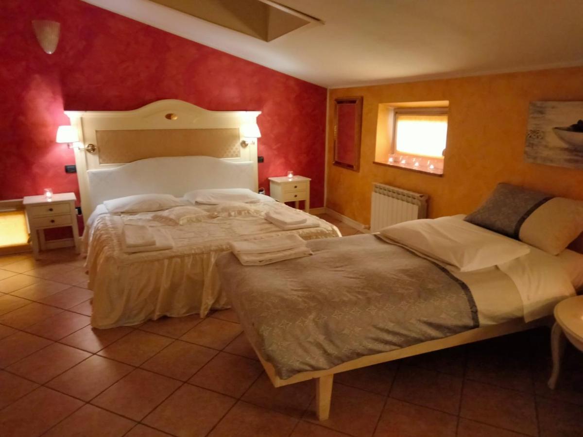 Hotel Due Colonne سان بونيفاتشيو المظهر الخارجي الصورة