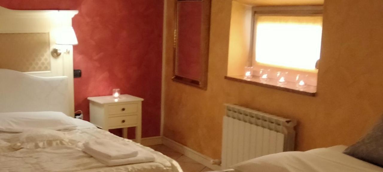 Hotel Due Colonne سان بونيفاتشيو المظهر الخارجي الصورة