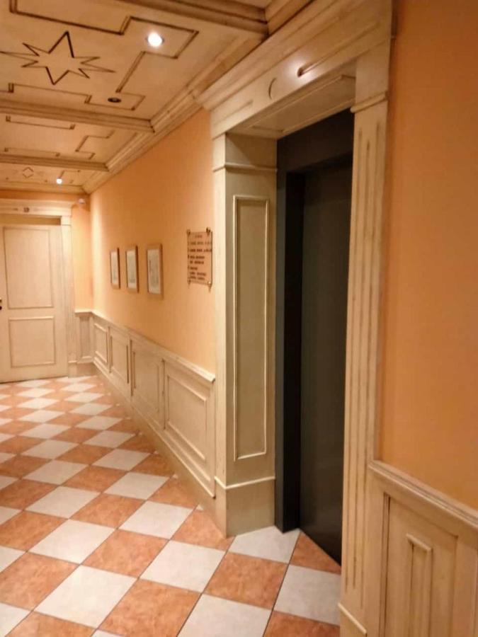 Hotel Due Colonne سان بونيفاتشيو المظهر الخارجي الصورة