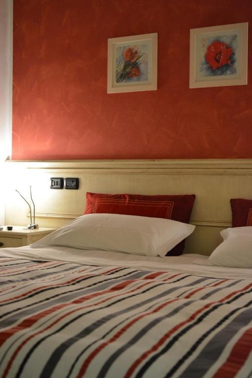 Hotel Due Colonne سان بونيفاتشيو المظهر الخارجي الصورة